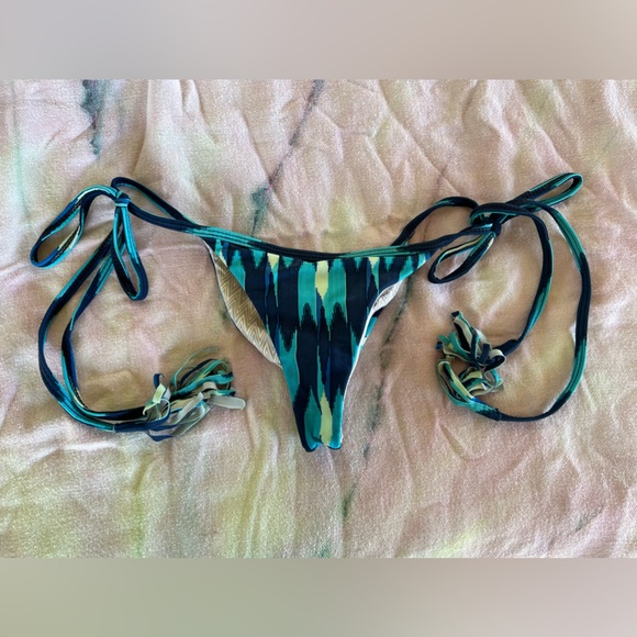 RARE Acacia Swimwear Blue Cantik Rio Tie Side Bikini Bottoms - Picture 2 of 3